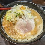 Mendokoro Hanada - 味噌ラーメン    980円　　野菜大盛り