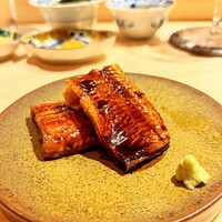 鮨 由う - 