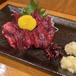 味のまる藤 - 鯨刺身