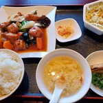 四川菜園 - ランチ酢豚定食