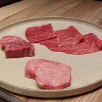 焼肉うしごろ 新宿三丁目店 - 