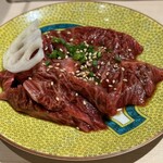 牛刺しと焼肉 仔虎 - 