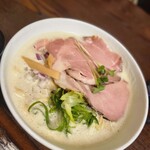 麺飯食堂 三羽鴉 - 