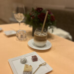 リストランテ ル・ミディ ひらまつ - 