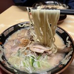 鹿児島ラーメン 豚とろ - 