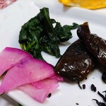 お食事処 まんま - 令和5年12月
ランチタイム(11:00〜)
日替わりランチ 税込650円
手作り惣菜、おでん、鯵の南蛮漬け、ご飯、みそ汁