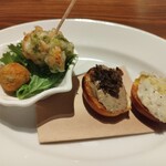 라 키아베 - 전채 모듬. 김으로 만든 제포리니에 말린 새우도 들어가 있어 맛있었습니다♪