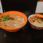 台湾佐記麺線&台湾食堂888 - 