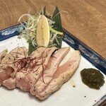 魚貝・鶏料理・日本酒 とよ新 - 鶏むねたたき