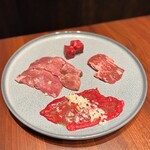 焼肉ホルモンうしごろ - 