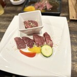 肉八や - 