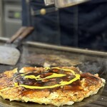 お好み焼き ふじや - 焼きすぎず、柔らかすぎずのフッカフカの山芋生地がスゴイ