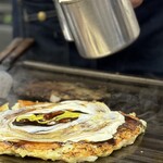 お好み焼き ふじや - カラシ･マヨ･ソースのグラデェーションが女神Σ(ʘωʘﾉ)ﾉ