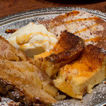 ラ・クッカーニャ - りんごのチャンベッラ
      ビアンコマンジャーレ
      リコッタのブディーノ
      モディカ・チョコのセミフレッド