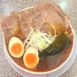 むらさき屋 - 料理写真:煮卵入りチャーシューそば(1,090円）