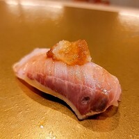 梅田 鮨 よこ田 - 