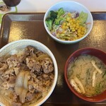 すき家 - 料理写真: