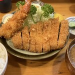 丸一 - トンカツ定食にエビフライ追加(3,050円)