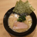 ラーメン 吟とん - 