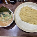 Echigo Tsukemen Ishin Yuzawa Gangi Dooriten - 