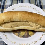 ブーランジェリー スドウ - ピーナッツクリームたっぷりコッペパン！