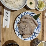 Anchisuteki Tororo Mugimeshi Butamaru - 