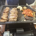韓国石焼サムギョプサル専門 コッテジ - 