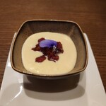 Bulls Tokyo - オレンジの滑らかクリーム  花梨のコンポート添え