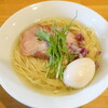 らーめん コッコ - 料理写真:味玉付き塩ラーメン(830円）