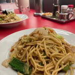 南海飯店 - 同僚のやわらかい焼ソバ②