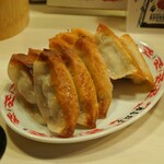 廣島餃子 RED DRAGON - 