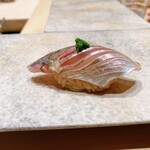 鮨結う紬 - かすご鯛昆布締め