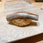 鮨結う紬 - 小肌