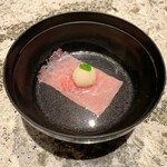 肉の匠 将泰庵 - 将泰庵 特別コース(13品)  10890円
      ［椀物］サーロインと揚げ生麩の吉野仕立て