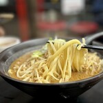 中国手打拉麺 馬賊 - 