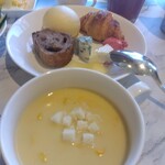 レストラン＆バー｢SKY J｣ ＪＲタワーホテル日航札幌 - 