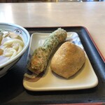 さぬき麺市場 郷東店 - お惣菜のボリュームよ