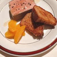 ヌガ - 白レバーのテリーヌ。これは美味かった