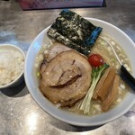 麺 やまらぁ - 