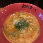 Mendokoro Kiraku - 豚骨魚介トマト味