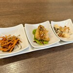 四川 郷土菜 シャンバァロウ - ランチの前菜盛り合わせ 