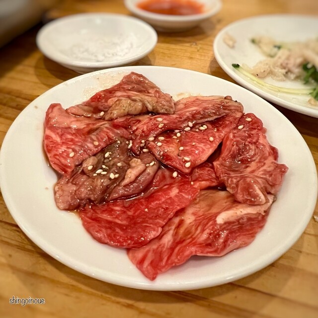 Yakiniku Omi Gyuniku Ten Bekkan