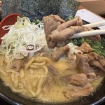 横浜家系ラーメン 矢中家 - 