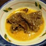 焼肉の龍園 小倉本店 - 玉子に絡めて…アッちゅう間に無くなります。