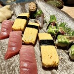 すし酒場 魚あるき - 「本鮪中とろ（税込￥360）×3」「玉子（税込￥60）×3」「アジ（税込￥180）」「メネギ（税込￥360）×3」