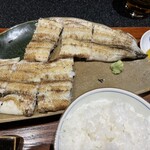 鰻割烹まるぜん - 