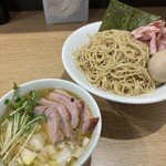 一番だしラーメン しんせん - 