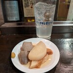 焼き鳥かねまさ - お通しのおでん！