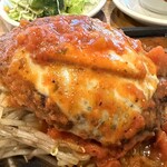 ブロッコリ - チーズトマトハンバーグ　ジャンボサイズ（300g）
＋400