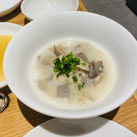 ビーフキッチン 渋谷店 - モツ煮込み(税込800円)